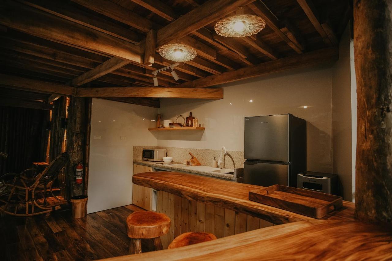 Treehouse De Valentine Villa Balamban Eksteriør billede