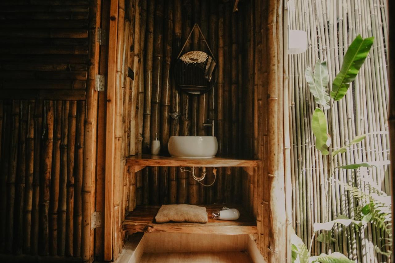 Treehouse De Valentine Villa Balamban Eksteriør billede